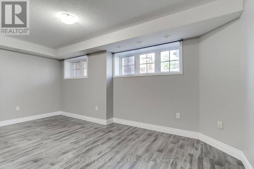 3 - 133 Isaac Devins Boulevard — photo 11 of 20