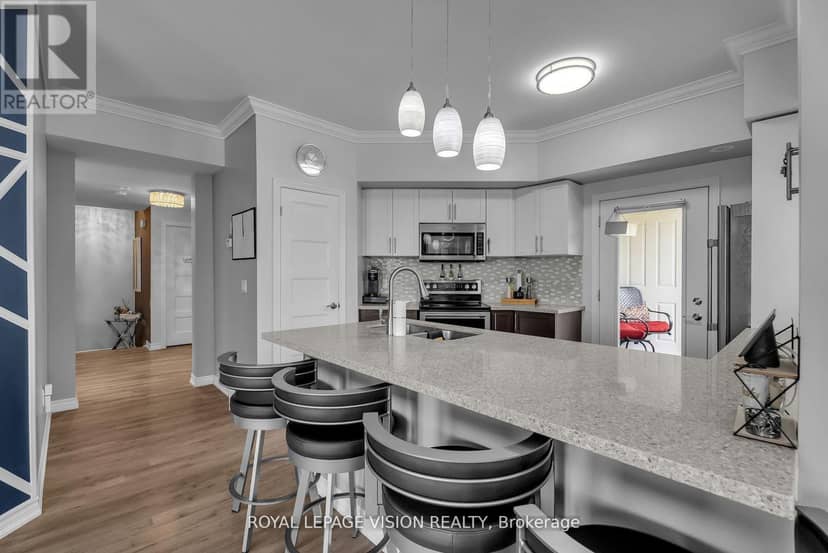 Listing 30304373 — photo 18 of 40