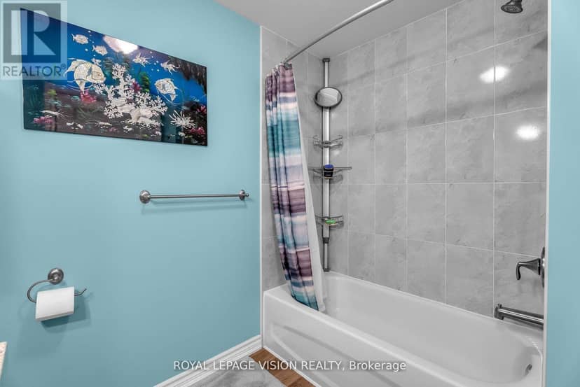 Listing 30304373 — photo 27 of 40