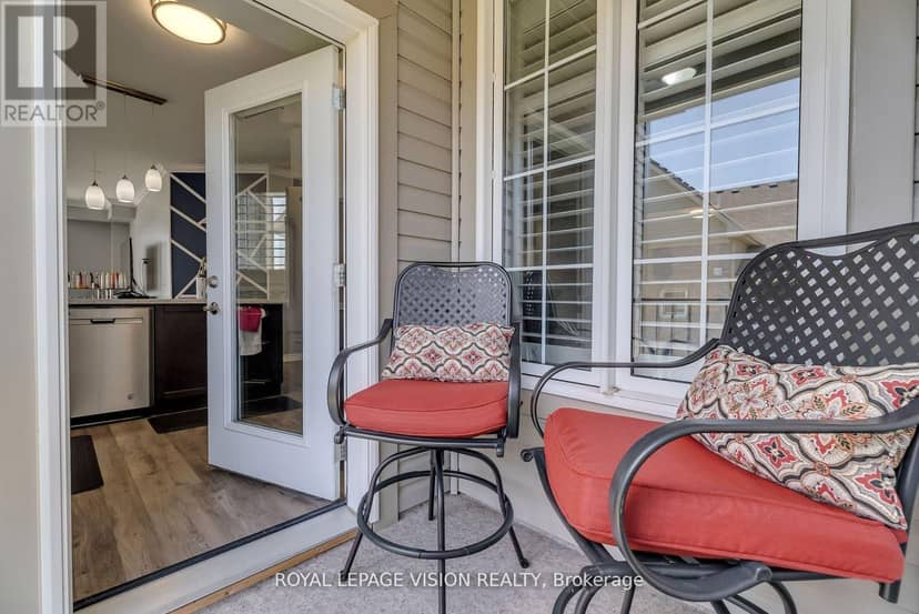 Listing 30304373 — photo 32 of 40