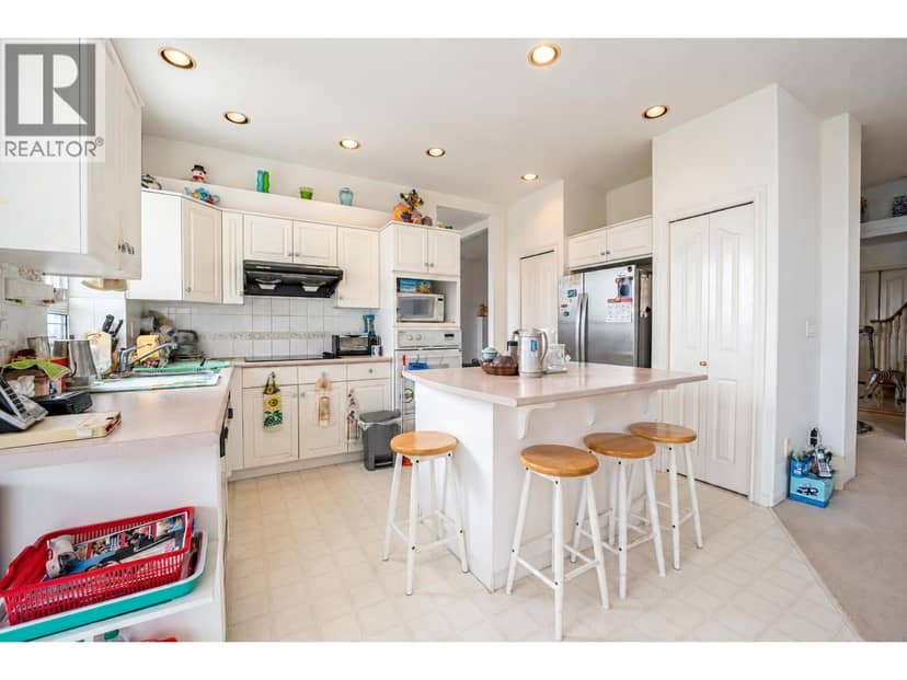 1683 KINGFISHER CRESCENT, Coquitlam, photo 6