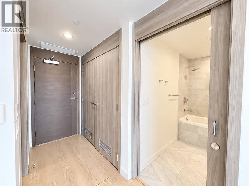 886 87 NELSON STREET, Vancouver, photo 6
