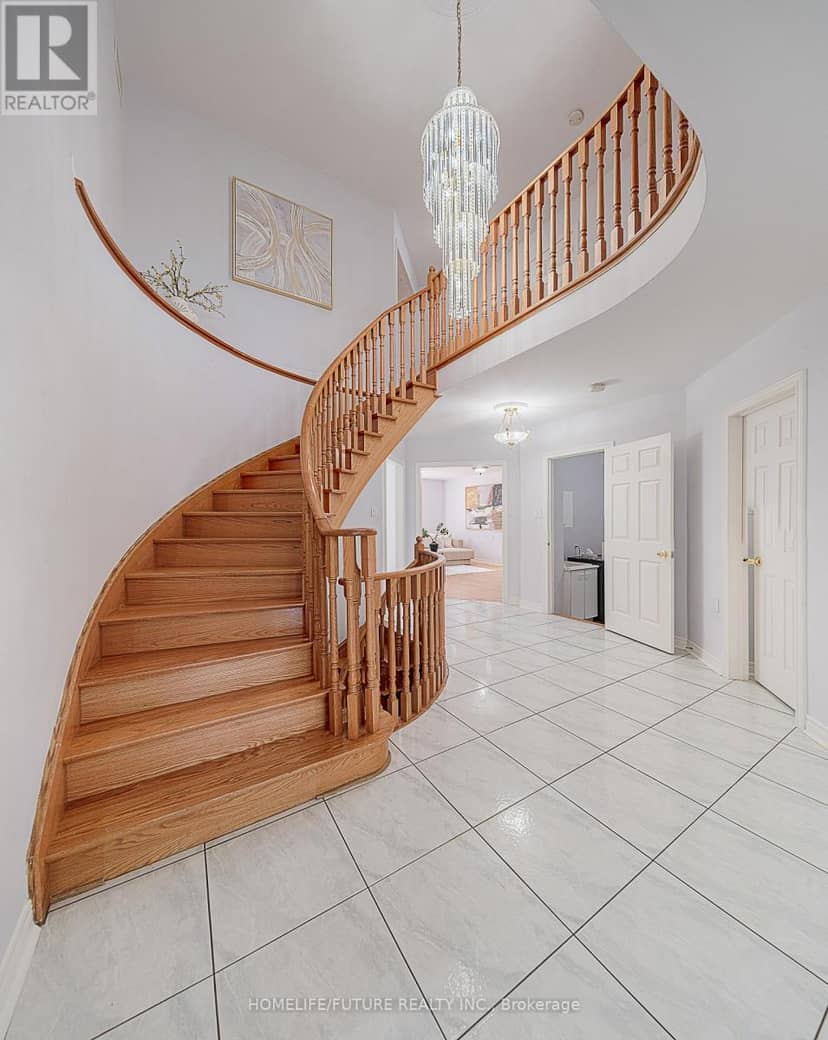 42 Boxwood Crescent — photo 4 of 40