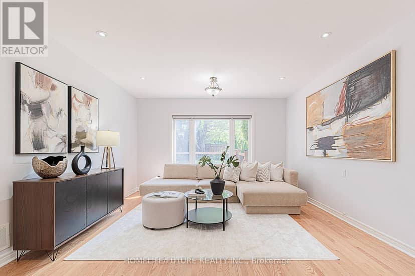 42 Boxwood Crescent — photo 8 of 40