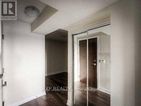 2221 - 2 Eva Road — photo 18 of 20