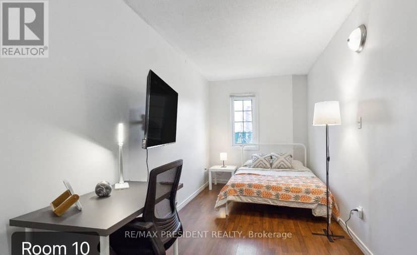 3 Herzberg Gardens — photo 12 of 24