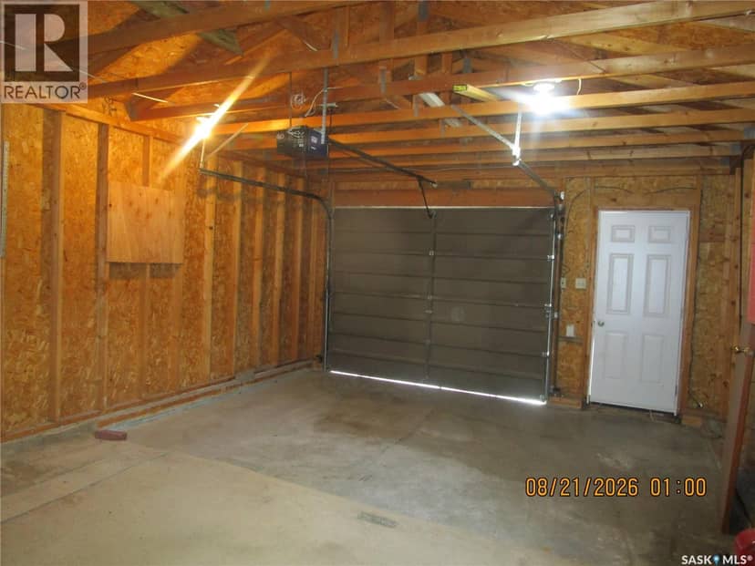 112 Wood Crescent — photo 25 of 26