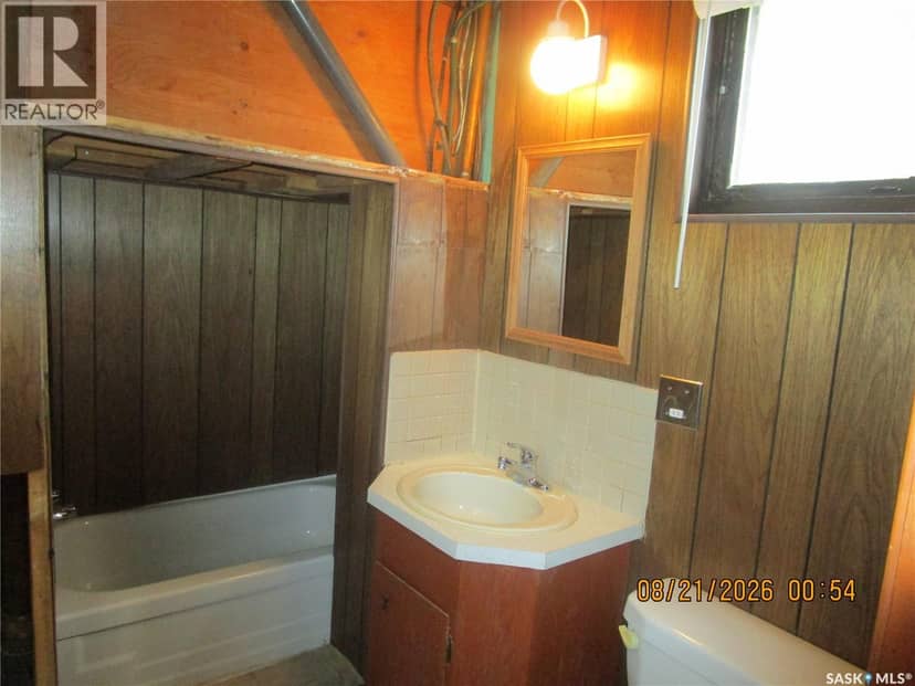 112 Wood Crescent — photo 21 of 26