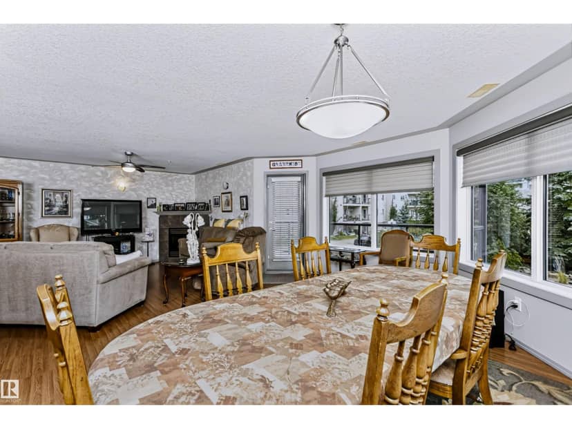 #218 261 Youville Dr E NW — photo 13 of 40
