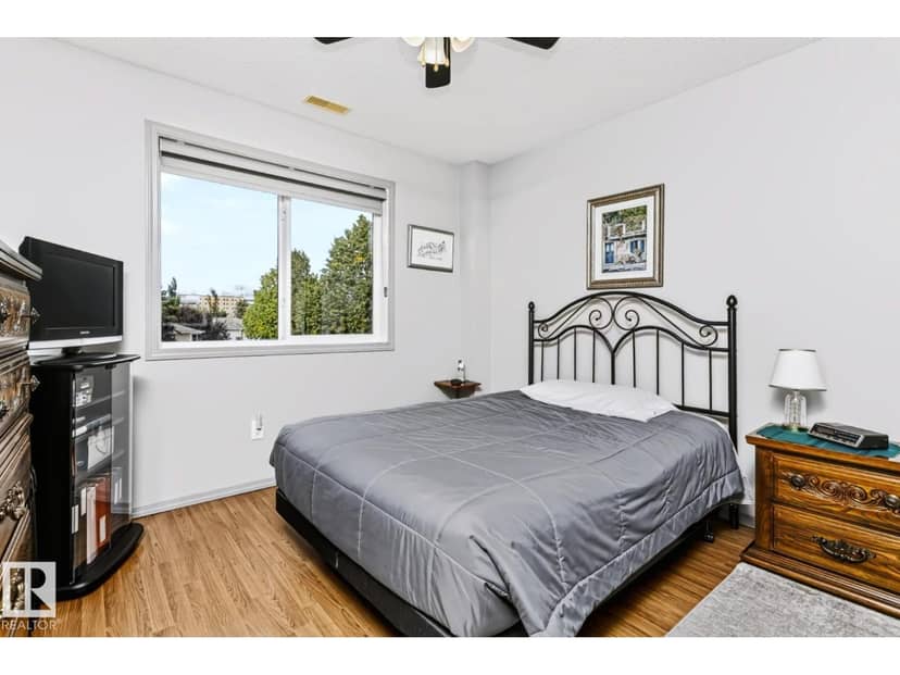 #218 261 Youville Dr E NW — photo 26 of 40