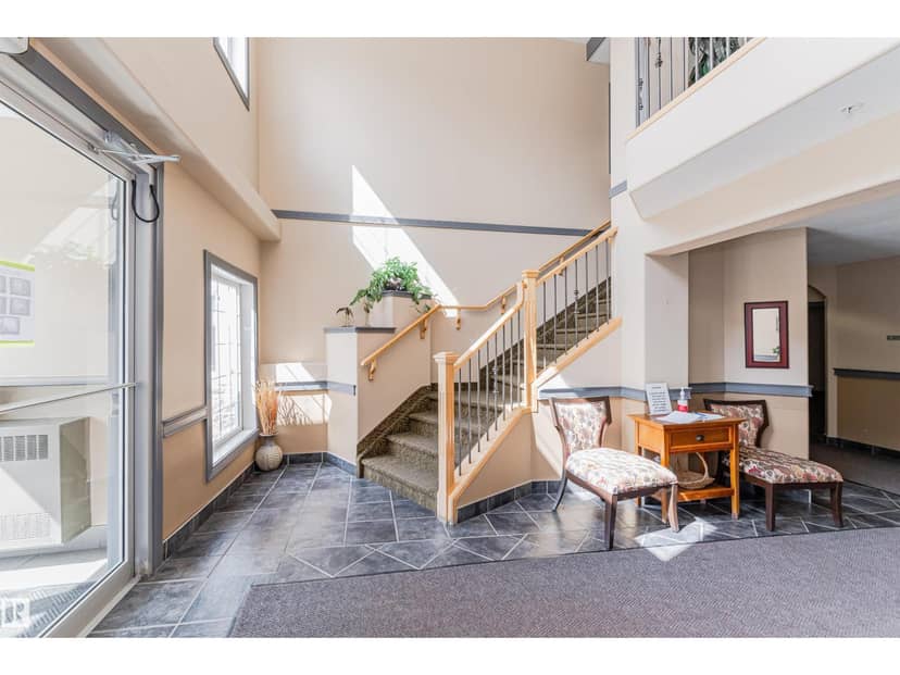 #218 261 Youville Dr E NW, Edmonton, photo 3