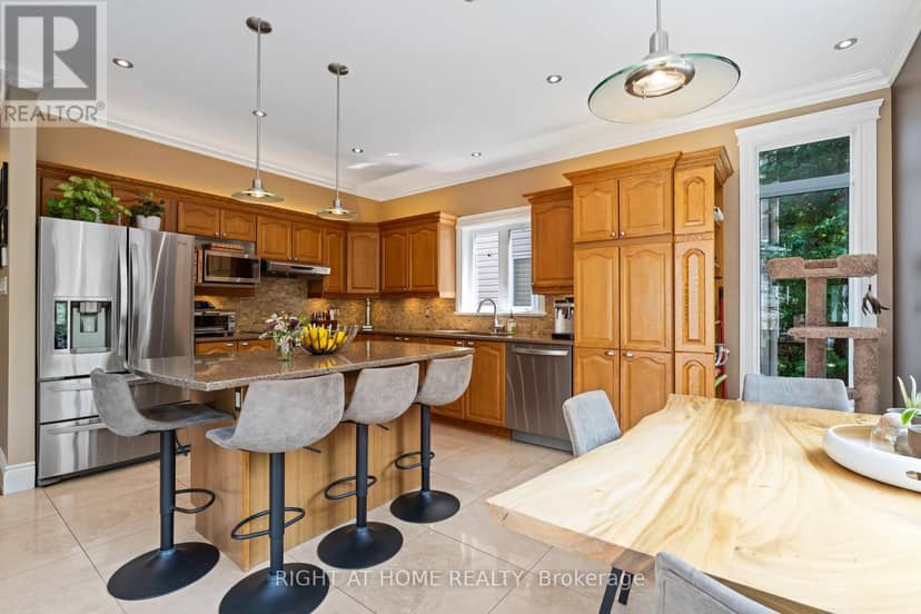 103 Borealis Crescent — photo 13 of 40
