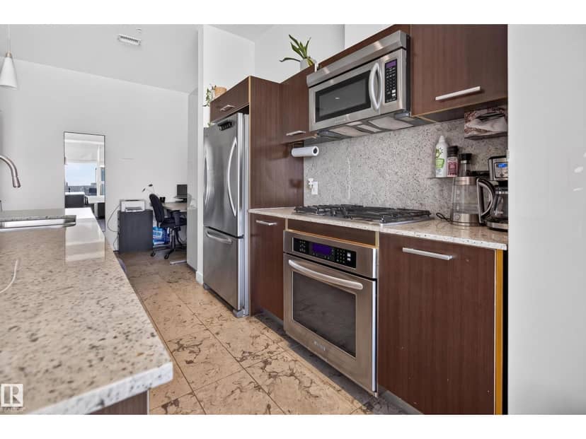 #807 2606 109 ST NW NW — photo 14 of 40