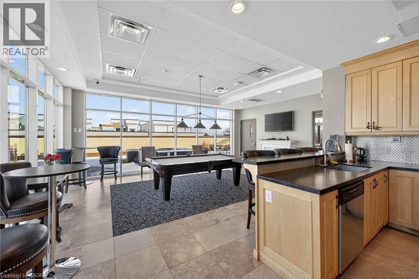 205 LAKESHORE Road W Unit# 409 — photo 38 of 40