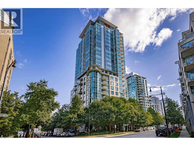 807 590 NICOLA STREET, Vancouver, photo 2