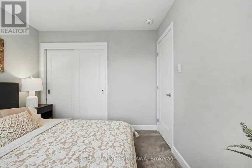 57 Mandevilla Crescent — photo 25 of 35