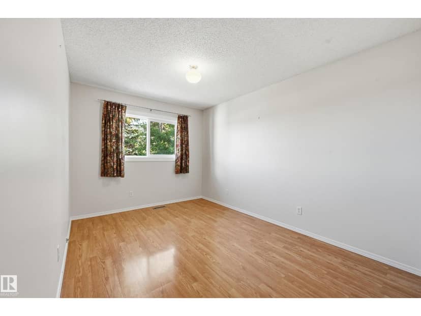 11102 11A AV NW — photo 19 of 40