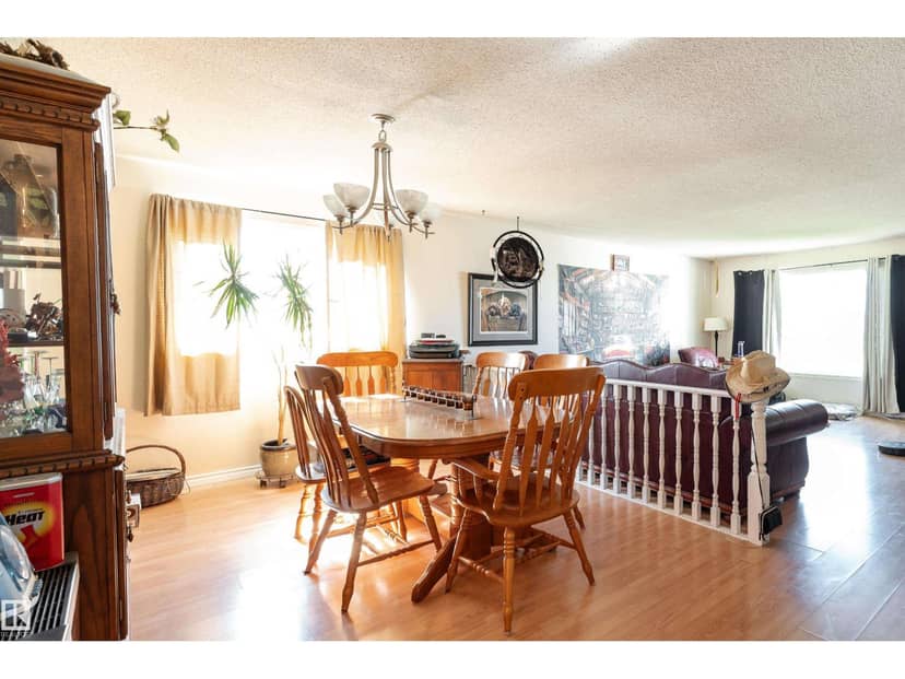 5047 46 ST, Lamont, photo 3