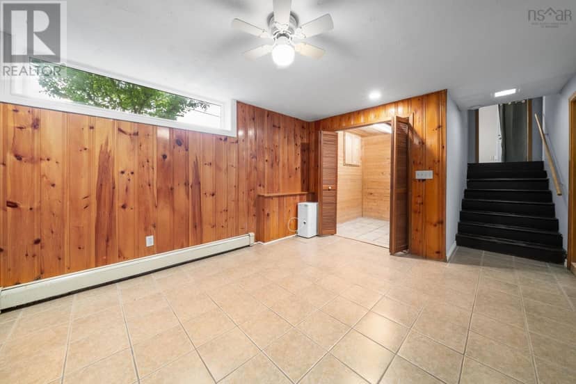 43 Lynn Drive — photo 36 of 40