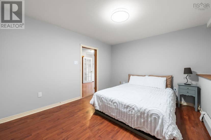 43 Lynn Drive — photo 27 of 40