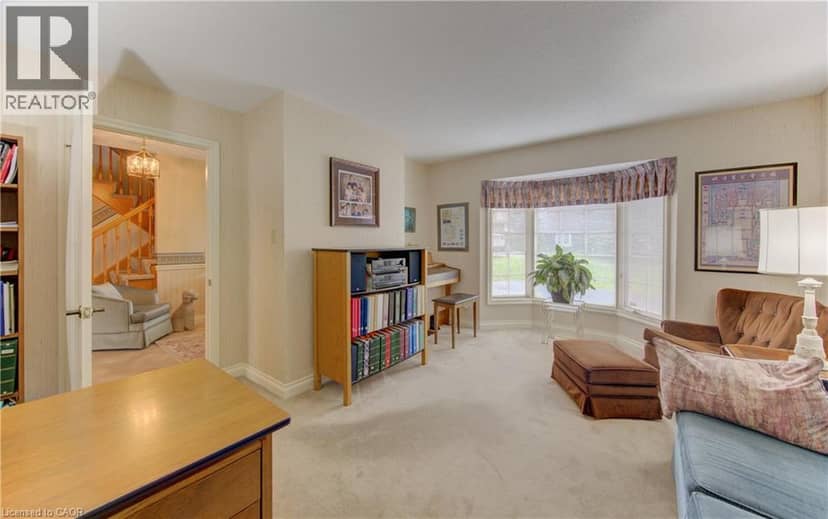 298 ROXTON Drive — photo 17 of 35