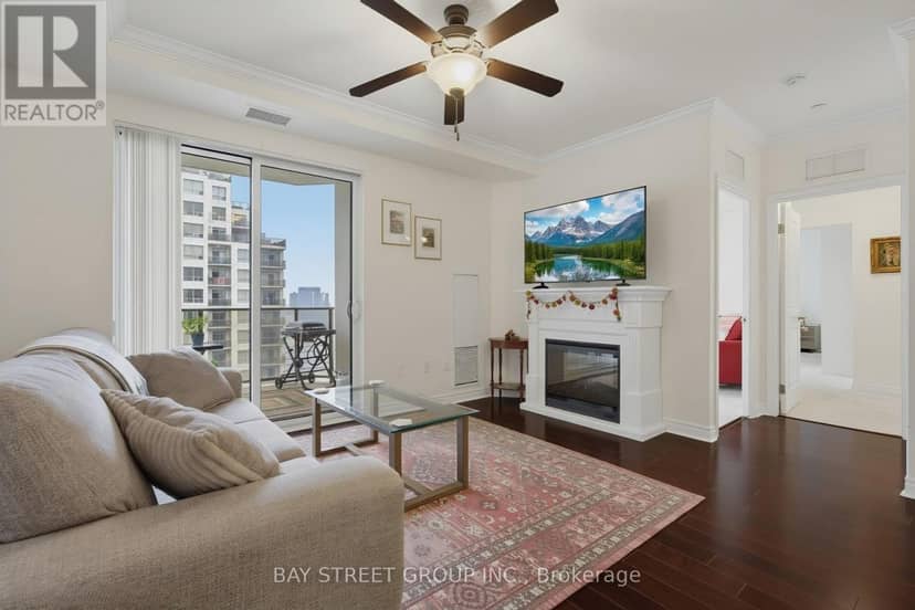 2202 - 330 Ridout Street N — photo 11 of 40