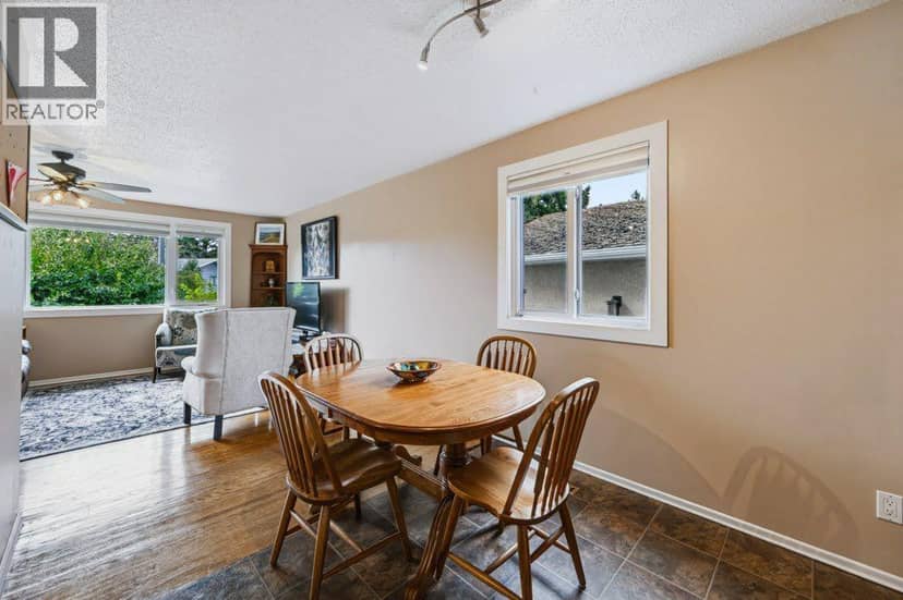 1012 Raynard Crescent SE, Calgary, photo 7