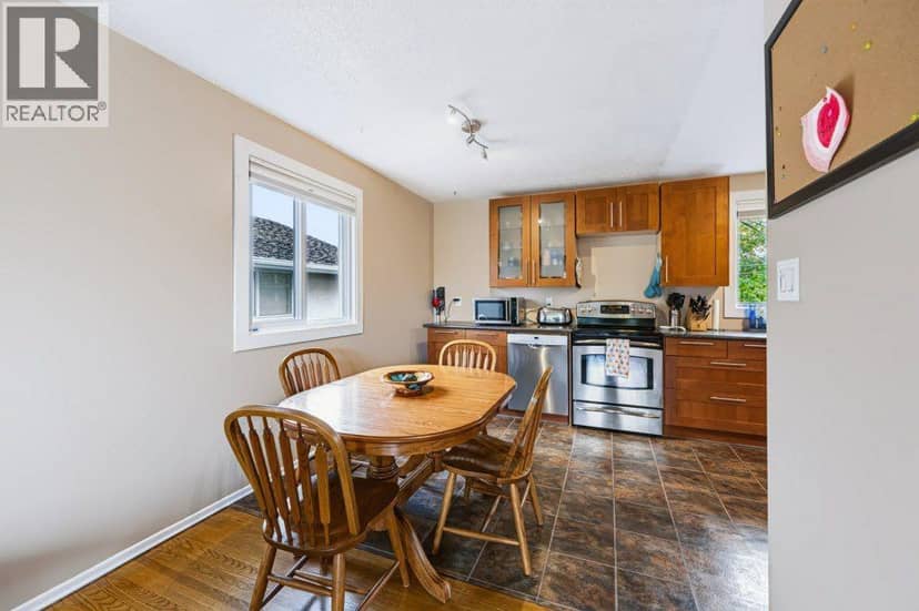 1012 Raynard Crescent SE, Calgary, photo 8