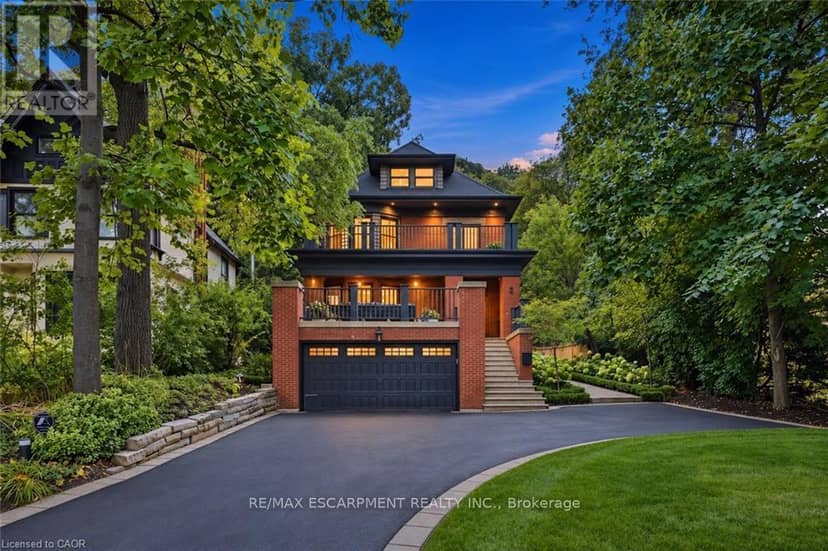 2 Freeman Place — photo 1 of 35