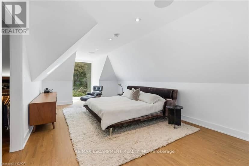 2 Freeman Place — photo 21 of 35