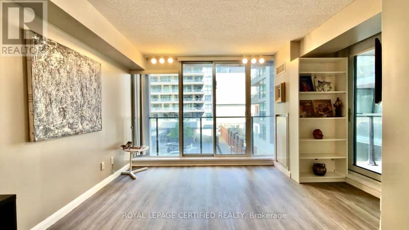552 - 111 Elizabeth Street — photo 5 of 31