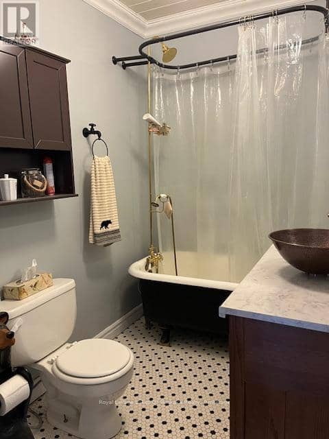 319 Ontario Street — photo 18 of 21