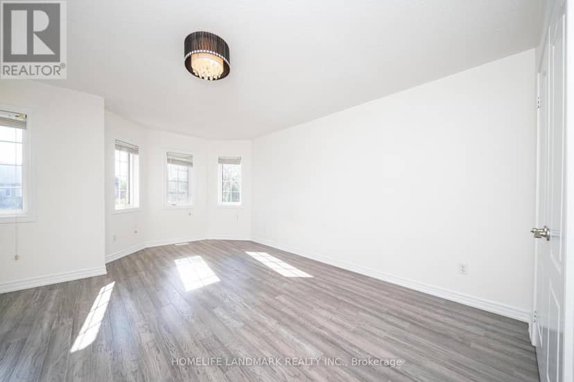 33 Titan Drive — photo 23 of 38