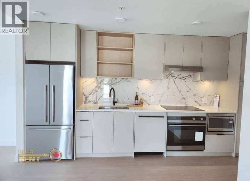 667 422 E 3RD STREET, North Vancouver, photo 2