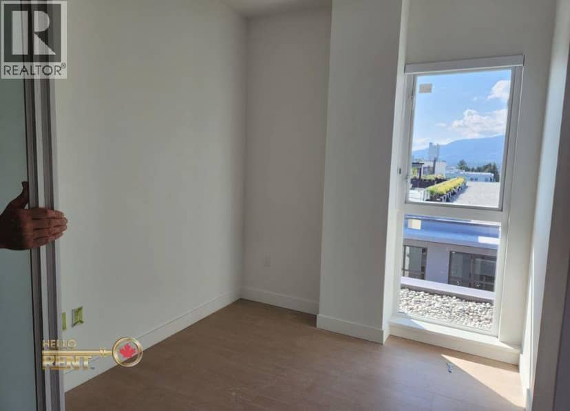 667 422 E 3RD STREET, North Vancouver, photo 8
