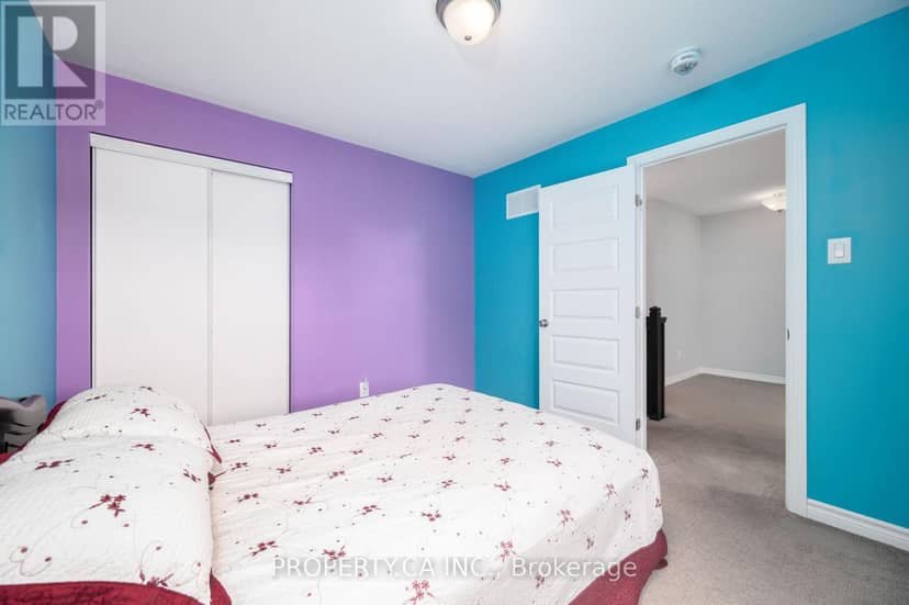 125 Sweetvalley Drive — photo 20 of 40