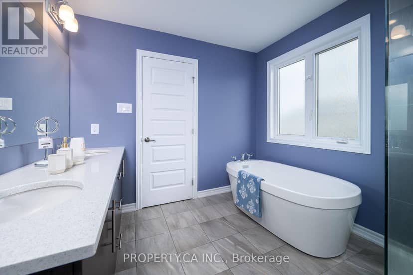 125 Sweetvalley Drive — photo 32 of 40