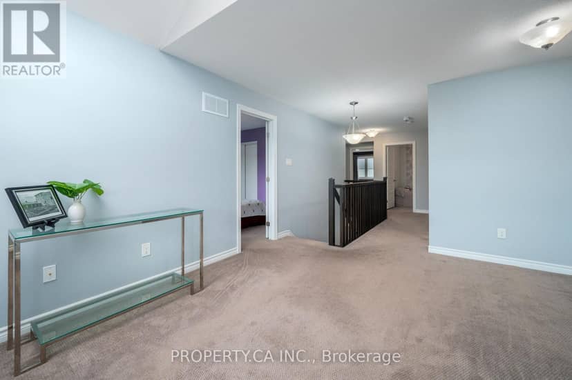 125 Sweetvalley Drive — photo 35 of 40