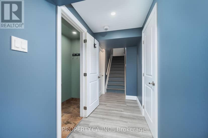 125 Sweetvalley Drive — photo 40 of 40