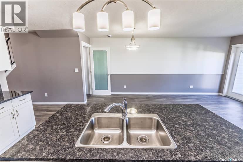 508 940 Bradley STREET — photo 11 of 40