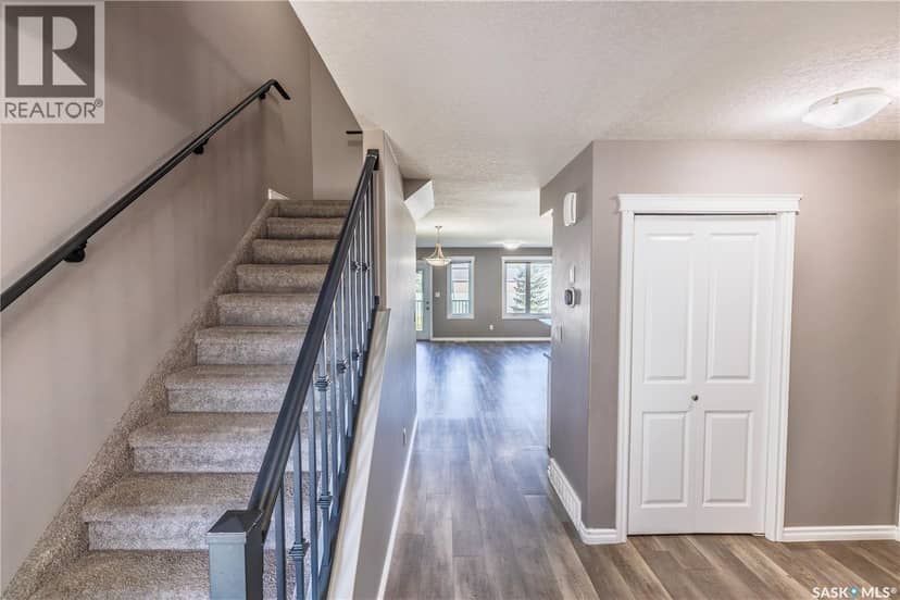 508 940 Bradley STREET, Moose Jaw, photo 3