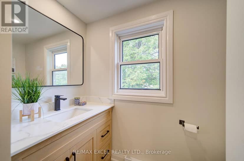1171 Attersley Drive — photo 27 of 40