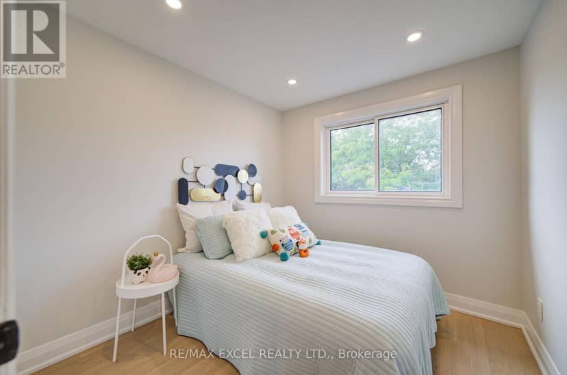 1171 Attersley Drive — photo 32 of 40