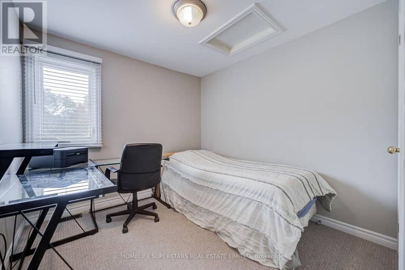 50 Hoskins Square — photo 35 of 39