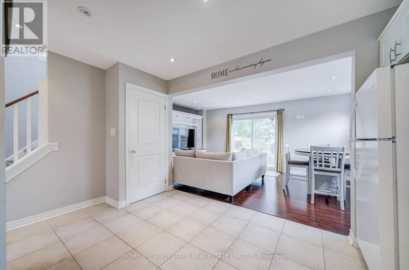 50 Hoskins Square — photo 13 of 39