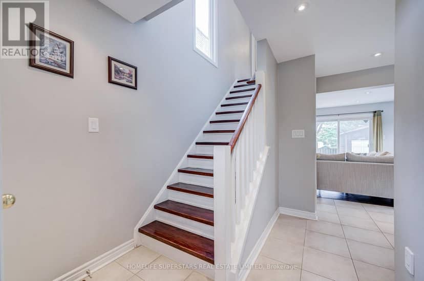 50 Hoskins Square, Brampton, photo 7