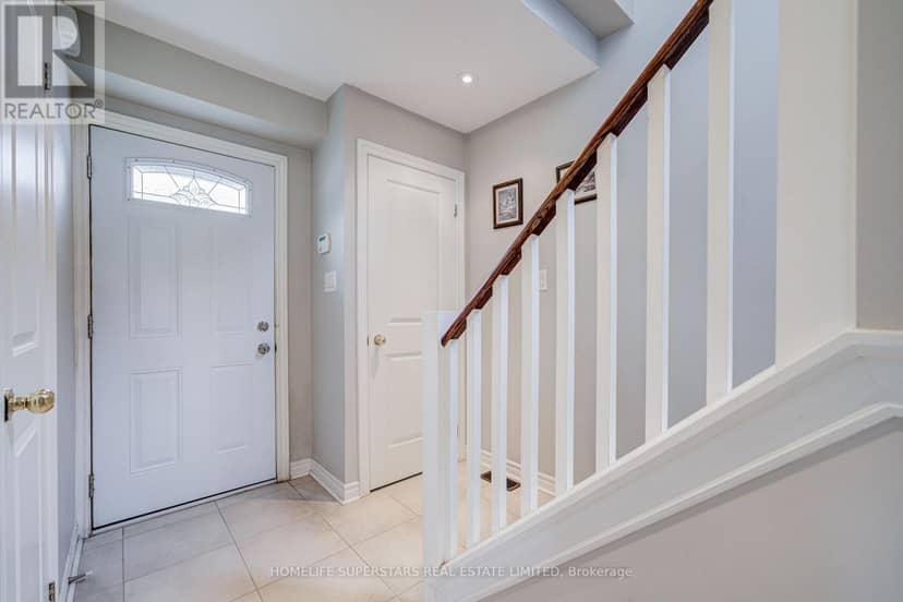 50 Hoskins Square, Brampton, photo 5
