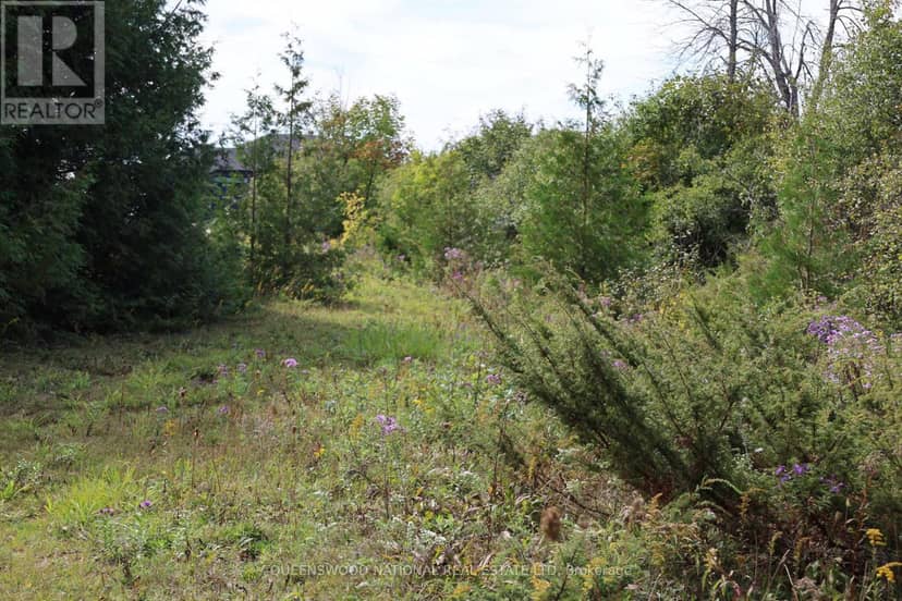 1440 Rideau River Road — photo 9 of 12
