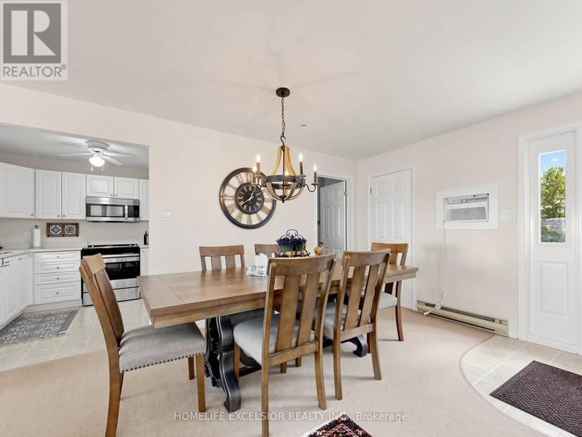 2156 Lakeshore Drive — photo 17 of 40