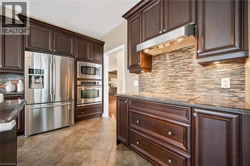 517 TOPPER WOODS Crescent — photo 20 of 40